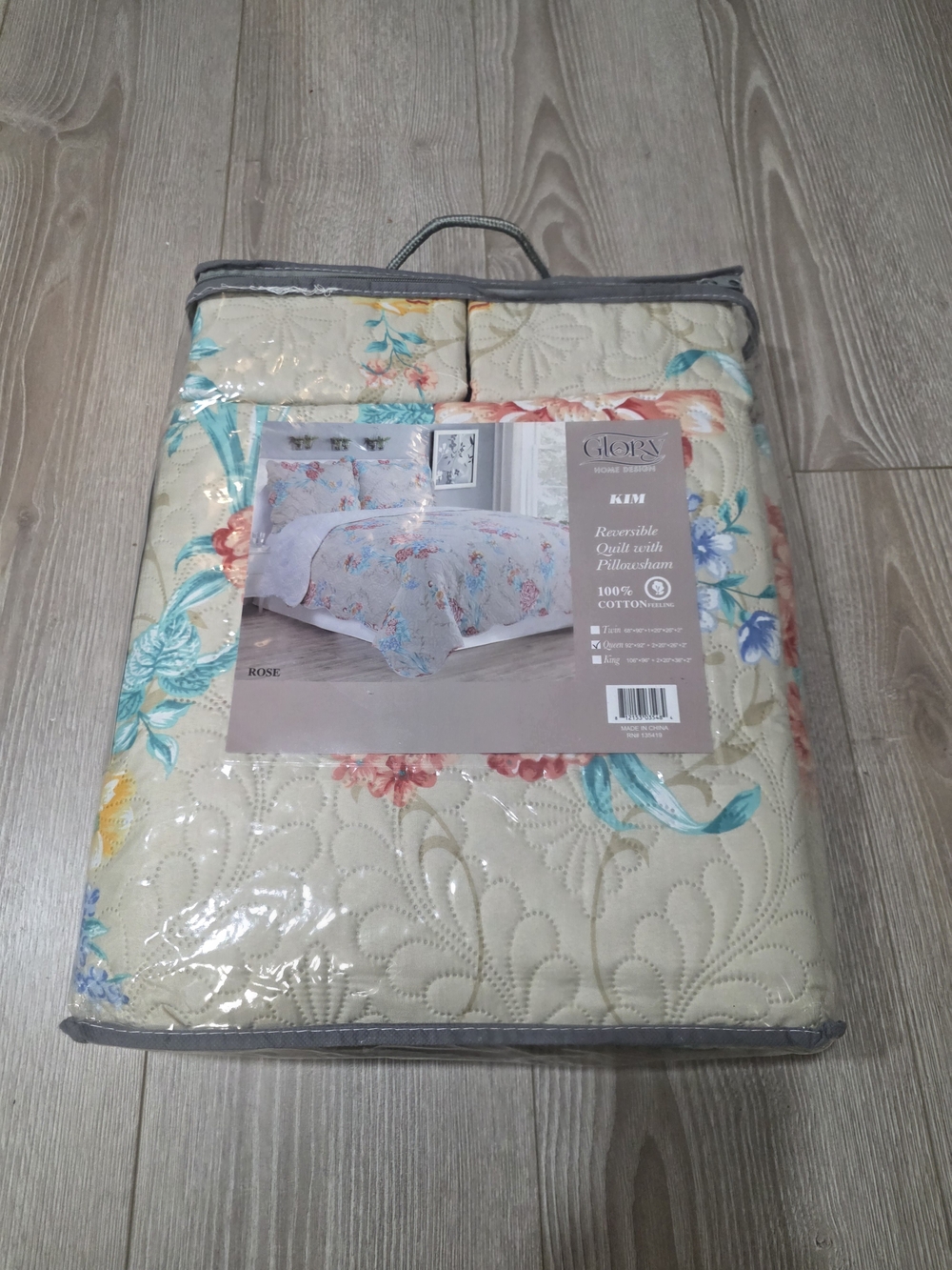 Reversible Floral Quilt Set - Cream with Multicolor Blooms